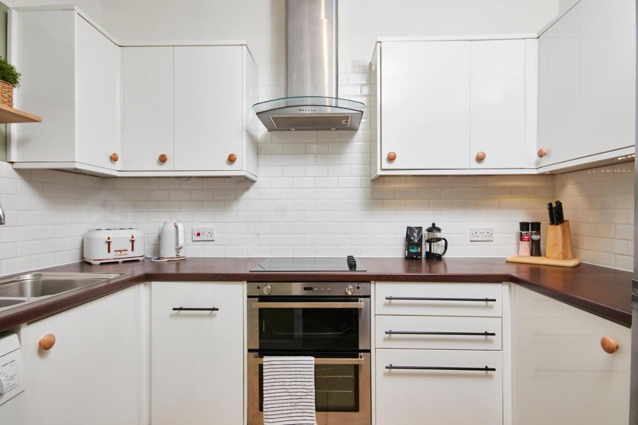 Wonderful Apartment In Bath With Garden - Sleeps 8 Exterior foto