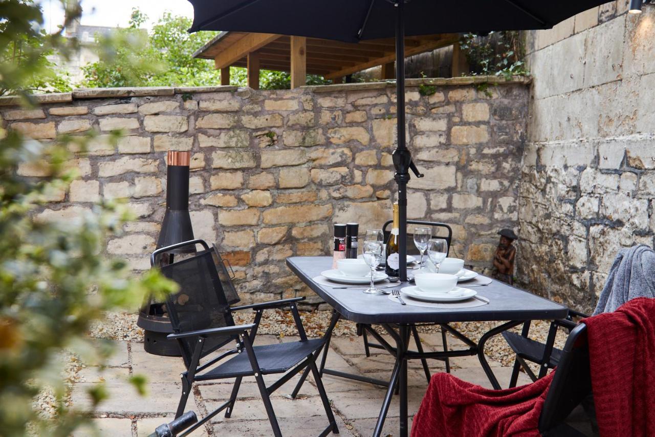 Wonderful Apartment In Bath With Garden - Sleeps 8 Exterior foto
